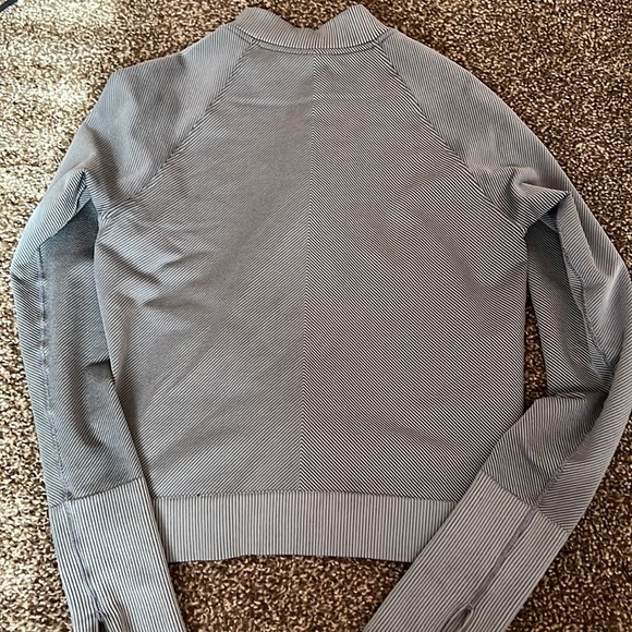 Rest Less Cropped Half Zip - Picture 3 of 3